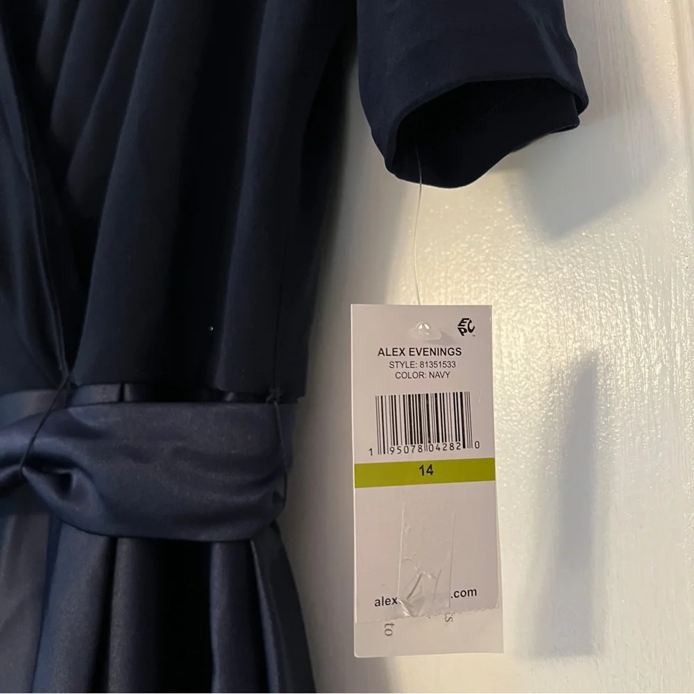 Alex Evenings Ballgown - Picture 12 of 14